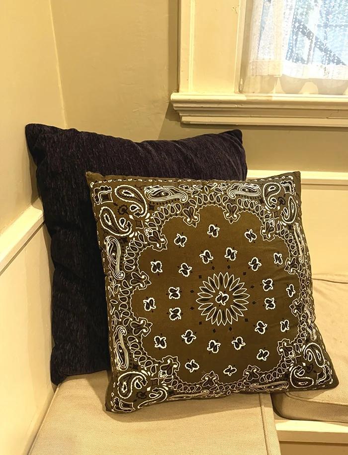 DIY Bandana Pillows Sewing Tutorial - How to Make a Bandana Pilllow