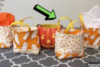 Stitch Up Delightful Mini Halloween Candy Bags
