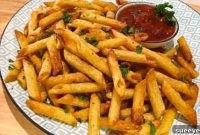 Crispy Air Fryer Pasta Chips