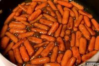 Effortless Six-Ingredient Candied Carrots