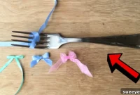 Make Perfect Bows With a Fork
