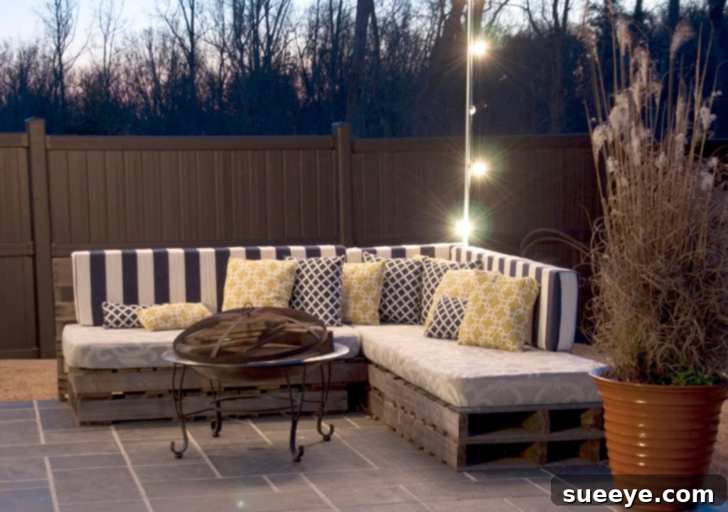 DIY Pallet Sofa: Inexpensive Outdoor Seating Solution Cheap DIY pallet sofa for outdoor spaces and patio furniture