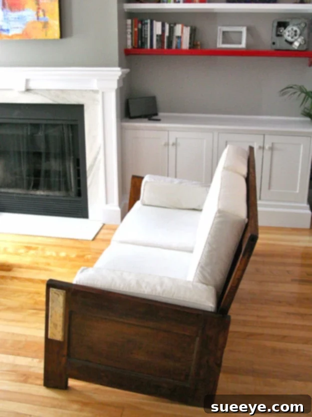 Upcycled Old Doors Sofa: Creative and Eco-Friendly Furniture Idea Unique DIY sofa made from upcycled old doors for distinctive home decor
