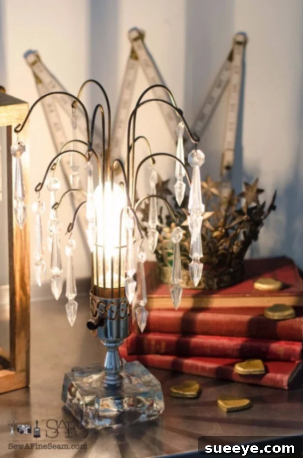 DIY Farmhouse Style Decor Ideas - Rewired Vintage Lamp - Creative Rustic Ideas for Cool Furniture, Paint Colors, Farm House Decoration for Living Room, Kitchen and Bedroom #diy #diydecor #farmhouse #countrycrafts DIY Farmhouse Style Decor Ideas - Rewired Vintage Lamp - Creative Rustic Ideas for Cool Furniture, Paint Colors, Farm House Decoration for Living Room, Kitchen and Bedroom #diy #diydecor #farmhouse #countrycrafts