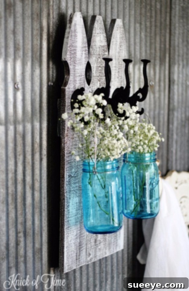 DIY Farmhouse Style Decor Ideas - Rustic Picket Fence Wall Hooks With Mason Jars - Creative Rustic Ideas for Cool Furniture, Paint Colors, Farm House Decoration for Living Room, Kitchen and Bedroom #diy #diydecor #farmhouse #countrycrafts DIY Farmhouse Style Decor Ideas - Rustic Picket Fence Wall Hooks With Mason Jars - Creative Rustic Ideas for Cool Furniture, Paint Colors, Farm House Decoration for Living Room, Kitchen and Bedroom #diy #diydecor #farmhouse #countrycrafts