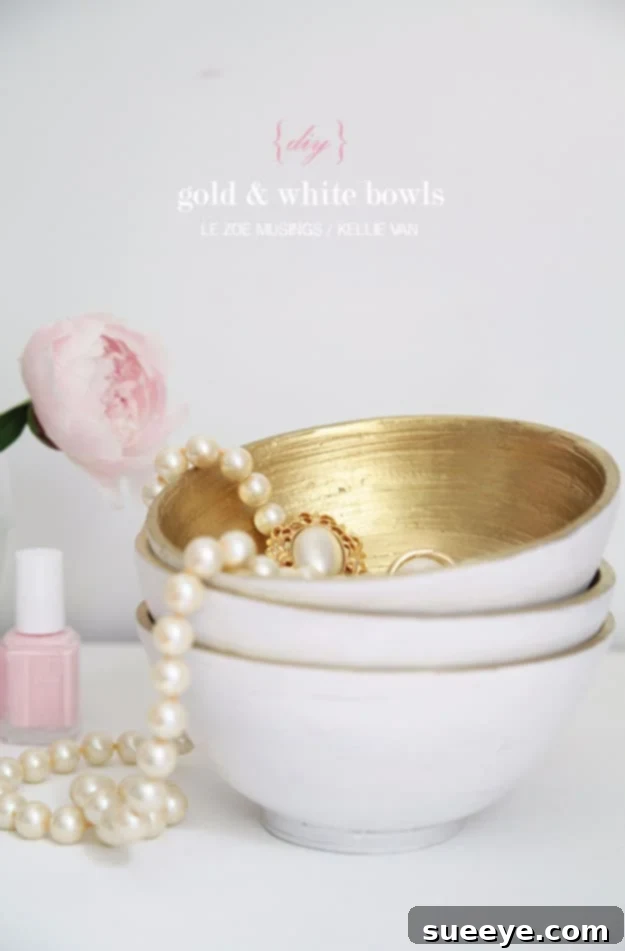 Gold and White Bowls DIY Gold and White Bowls for stylish decor
