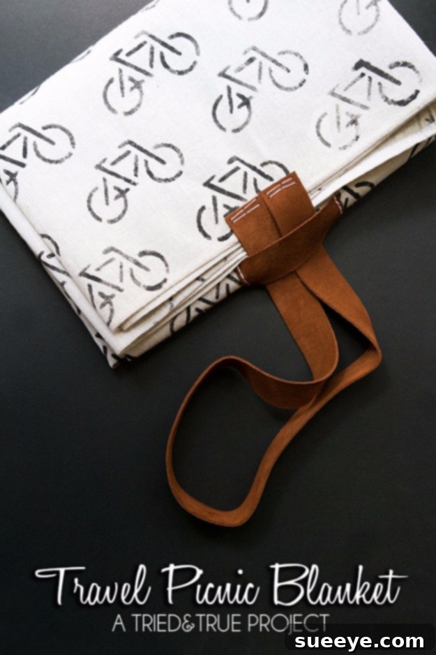 Make Your Own Travel Picnic Blanket Portable DIY Travel Picnic Blanket with Carrier