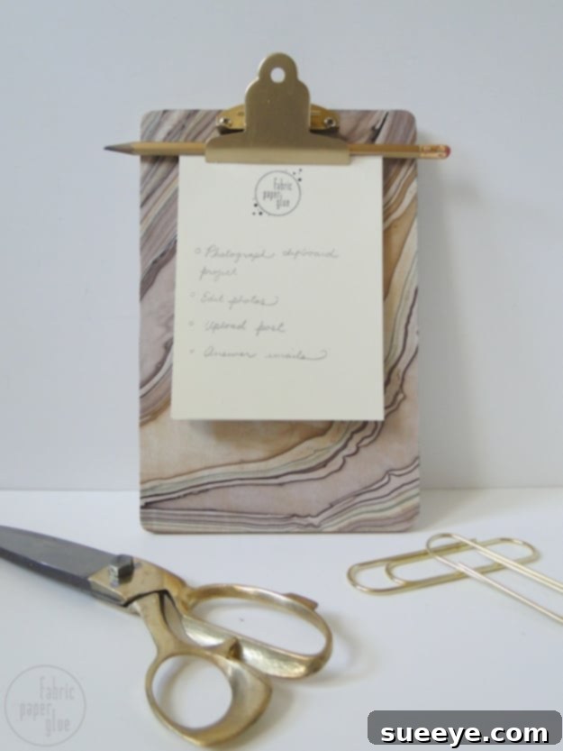 DIY Faux Marble Ideas - Faux Marble Clipboard - Easy Crafts and DIY Projects With Faux Marbling Tutorials - Paint and Decorate Home Decor, Creative DIY Gifts and Office Accessories Faux Marble Clipboard - Chic Office Supplies and Desk Accessories for a Stylish and Organized Workspace