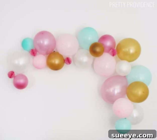 DIY Backyard Party Decor - DIY Balloon Garland - Cool Ideas for Decorations for Parties - Easy and Cheap Crafts for Summer Barbecues and Family Get Togethers, Swimming and Pool Party Fun - Step by Step Tutorials For Banners, Table Decor, Serving Ideas and Mason Jar Crafts r DIY Backyard Party Decor - DIY Balloon Garland - Cool Ideas for Decorations for Parties - Easy and Cheap Crafts for Summer Barbecues and Family Get Togethers, Swimming and Pool Party Fun - Step by Step Tutorials For Banners, Table Decor, Serving Ideas and Mason Jar Crafts r