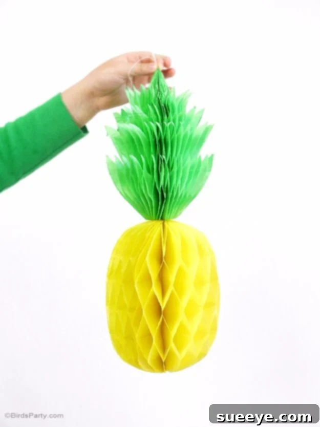 DIY Backyard Party Decor - DIY Honeycomb Pineapple Party Decor - Cool Ideas for Decorations for Parties - Easy and Cheap Crafts for Summer Barbecues and Family Get Togethers, Swimming and Pool Party Fun - Step by Step Tutorials For Banners, Table Decor, Serving Ideas and Mason Jar Crafts r DIY Backyard Party Decor - DIY Honeycomb Pineapple Party Decor - Cool Ideas for Decorations for Parties - Easy and Cheap Crafts for Summer Barbecues and Family Get Togethers, Swimming and Pool Party Fun - Step by Step Tutorials For Banners, Table Decor, Serving Ideas and Mason Jar Crafts r