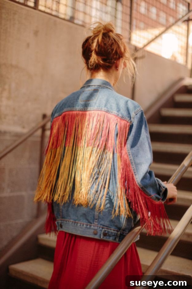 Fringe Jean Jacket DIY: Trendy Upcycle for Autumn DIY Fringe Jeans Jacket - Boho-Chic Fall Outerwear Refashion