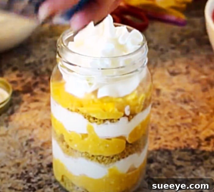 Single-Serve Pumpkin Pie Perfection 3 Mason Jar Pie Recipe - Mason Jar Project Ideas - Food Gift Recipe