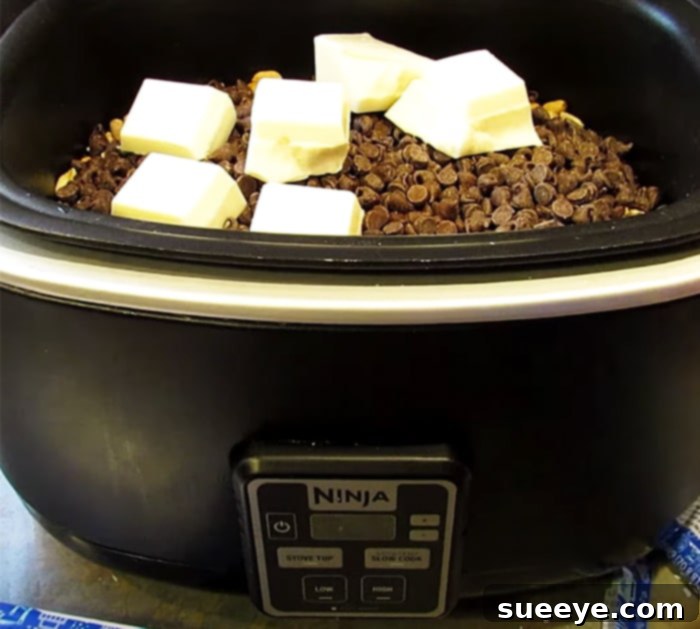Holiday Chocolate Recipes - Peanut Clusters Recipe - Crockpot Recipes