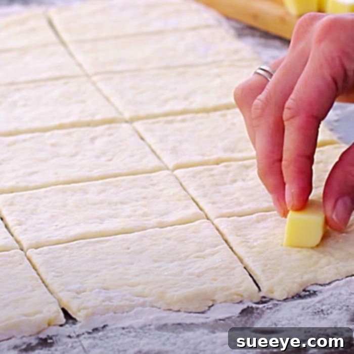 Cheesy Garlic Pull-Apart Bombs 2 Easy Garlic Cheese Roll Recipe - How To Make Homemade Rolls - Easy Bread Recipe