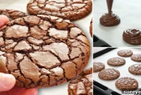 Whip Up Fudgy Brownie Cookies in 5 Minutes