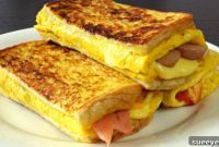 3 Easy Ways to Make Cheese and Egg Sandwiches