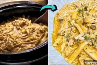 Slow Cooker Chicken in Gravy with Noodles