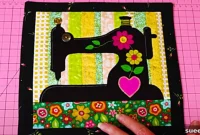 Craft Your Own Sewing Machine Mini Quilt: Free Pattern Included