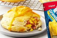 Make-Ahead Breakfast Bombs