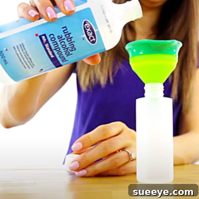 Natural DIY Bathroom Odor Eliminator 2 Homemade Cleaners - How To Make Poo Pourri - Easy Cleaning Ideas