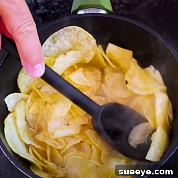 Crispy 3-Ingredient Mashed Potato Chips 2 Mashed Potato Chips Recipe - Easy Mashed Potato Ideas - How To Make Mashed Potatoes Using Potato Chips