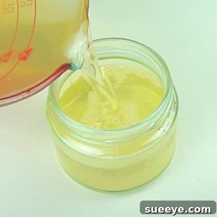 How To Make A Gel Air Freshener - DIY Air Freshener - Homemade Air Freshener - First step of dissolving gelatin