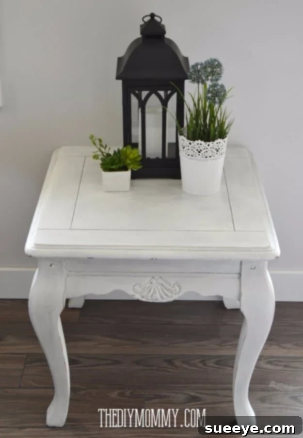 DIY Upcycled Coloured Wax Side Table DIY Upcycled Coloured Wax Side Table