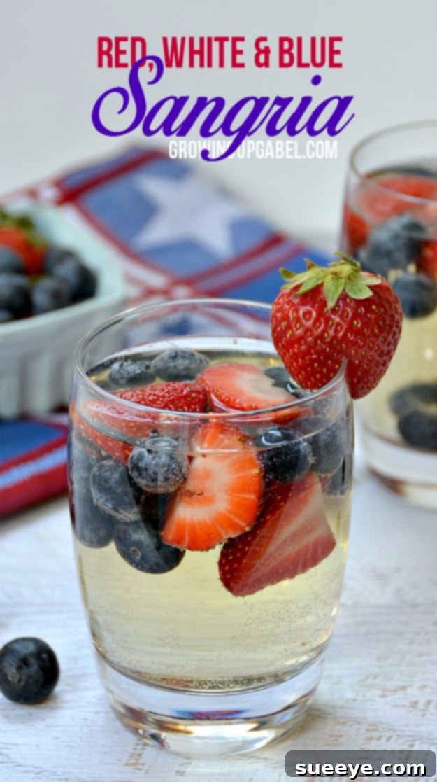 Easy White Wine Sangria - Perfect Summer Party Drink Easy White Wine Sangria Recipe - Refreshing 4th of July Drink
