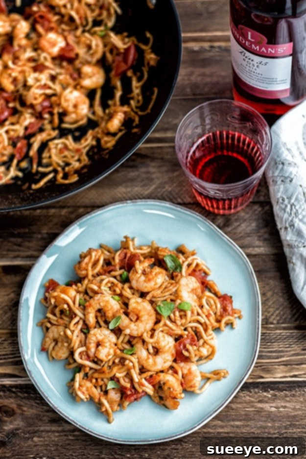 Fast Chili Prawn Noodles for Dinner or Party Spicy Chili Prawn Noodles Quick Meal