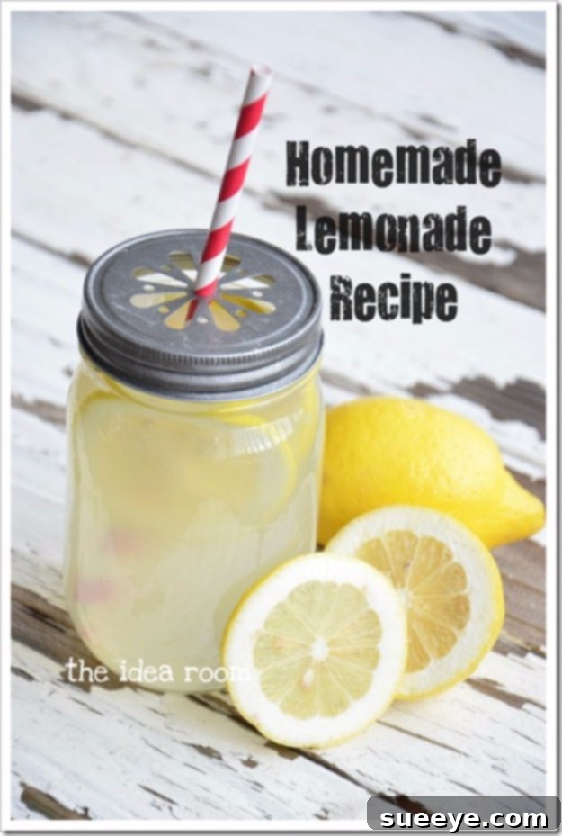 Easy Homemade Lemonade: Your Go-To Summer Drink Homemade Lemonade recipe, beautifully presented in a jar with lemon slices.