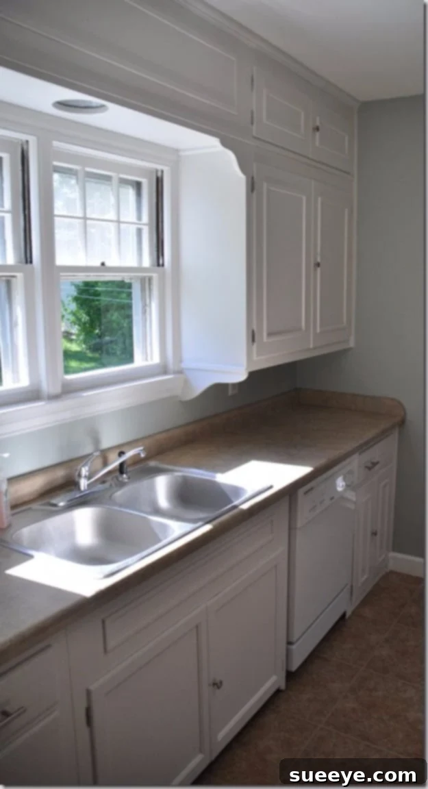 How to Add Cabinet Molding DIY DIY Kitchen Makeover - Add Cabinet Molding