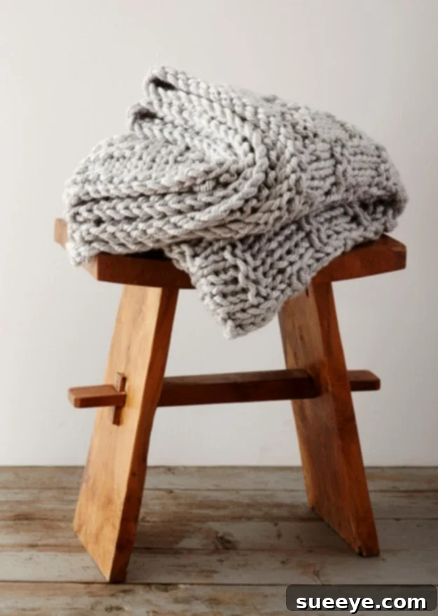Cozy Extra Chunky Knit Blanket - Perfect for Snuggling Luxurious Extra Chunky Knit Gratitude Blanket