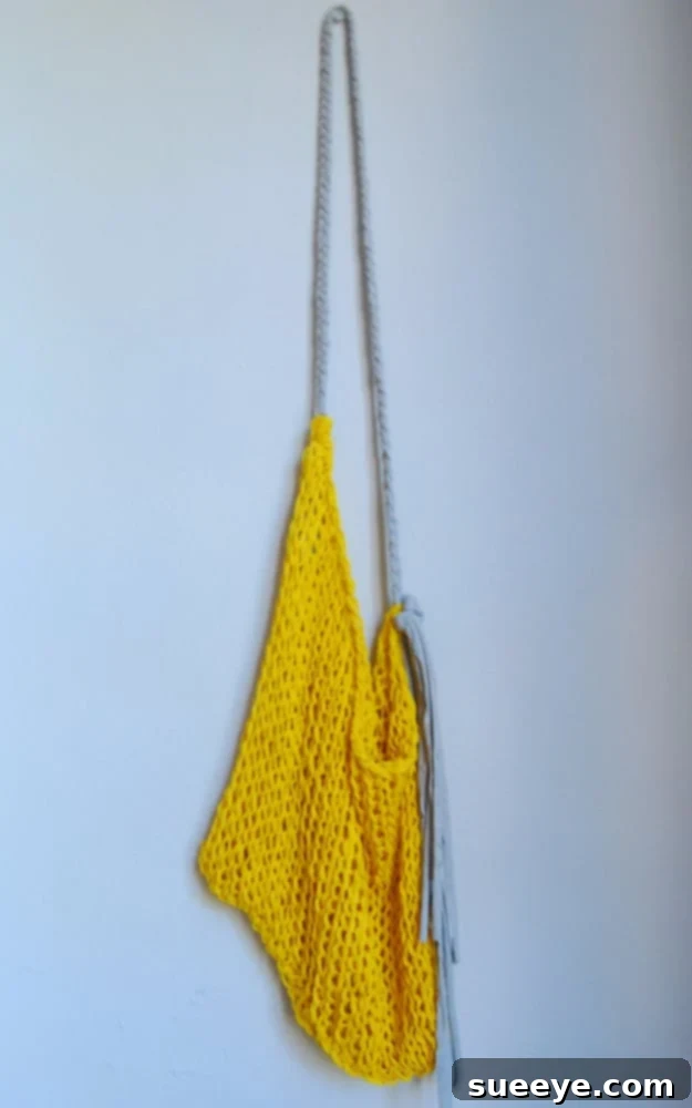 Reusable Knitted Shopping Bag - Stylish and Practical Eco-Friendly Knitted Shopping Bag Pattern