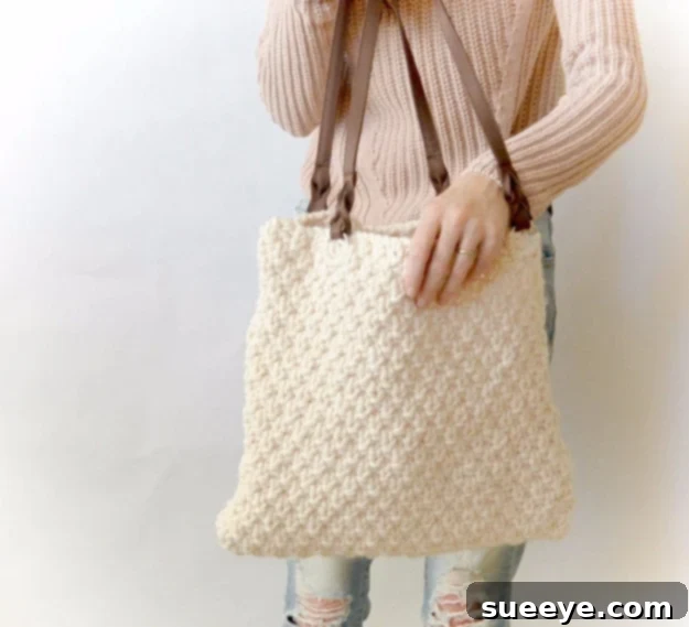 Chic Aspen Mountain Knit Bag - Perfect Everyday Carry Stylish Aspen Mountain Knitted Bag