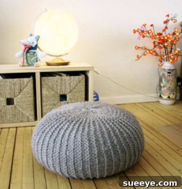 Chic Knitted Pouf Stool - Versatile Home Seating Comfortable Knitted Pouf Stool Ottoman
