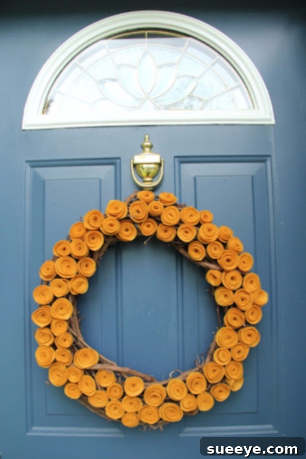 Creative Felt Fall Wreath Design Handmade Felt Fall Wreath for Seasonal Decor