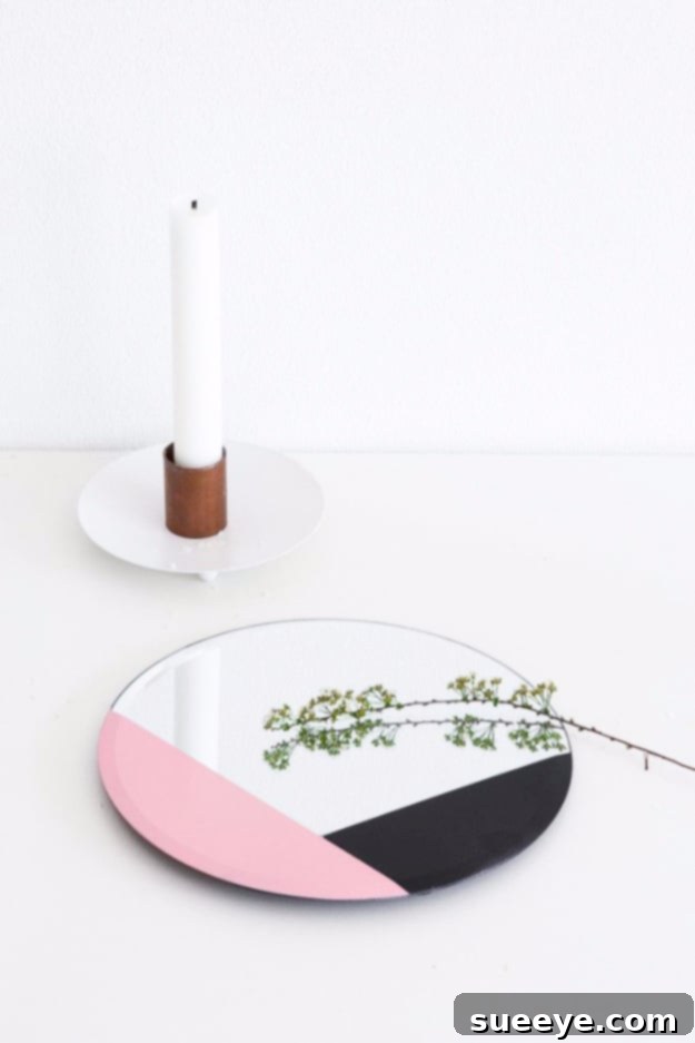 DIY Design Accent Mirror - Artistic Statement DIY design accent mirror, a unique and artistic frame for decor