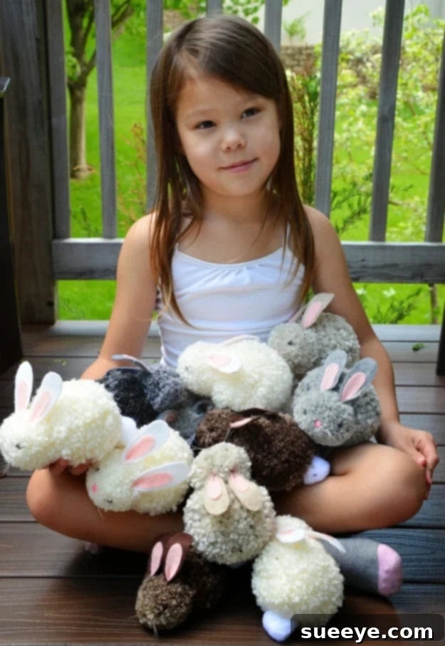 Easy Bunny Pom Poms: Fluffy & Fun Craft for Kids DIY Easy Bunny Pom Poms Craft for Kids - Yarn Animal Project - Cute Decor Idea