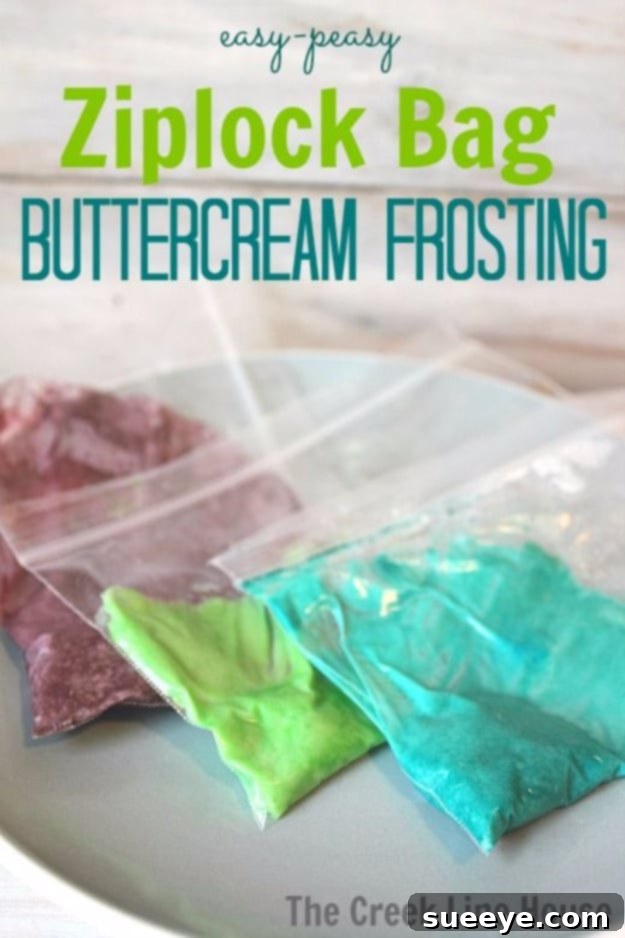 Using a Ziplock bag for buttercream frosting
