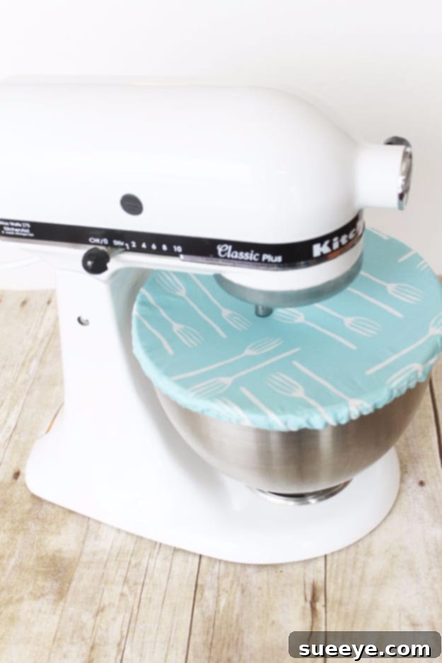 KitchenAid Mixer Bowl Cover - Sewing for Appliance Protection Protective and decorative KitchenAid mixer bowl cover