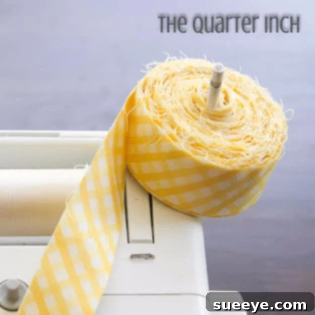 Binding Trick: Achieve Perfect Finishing on Your Sewing Projects Sewing Hack: Smart Binding Trick for Neat and Professional Fabric Edges
