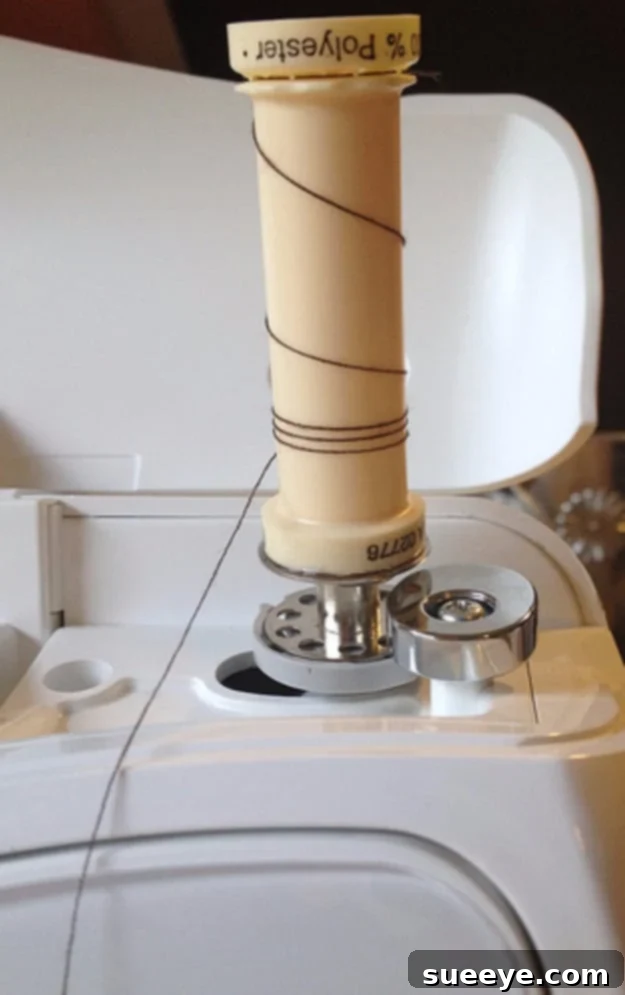 Easy Serger Threading Tips for Frustration-Free Sewing Serger Threading Hack: Simplify Your Overlocker Machine Setup