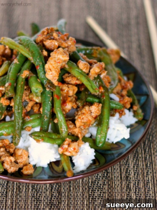 Chinese Green Beans & Turkey - Fast Asian Flavors Chinese Green Beans With Ground Turkey - quick and healthy Asian-inspired meal
