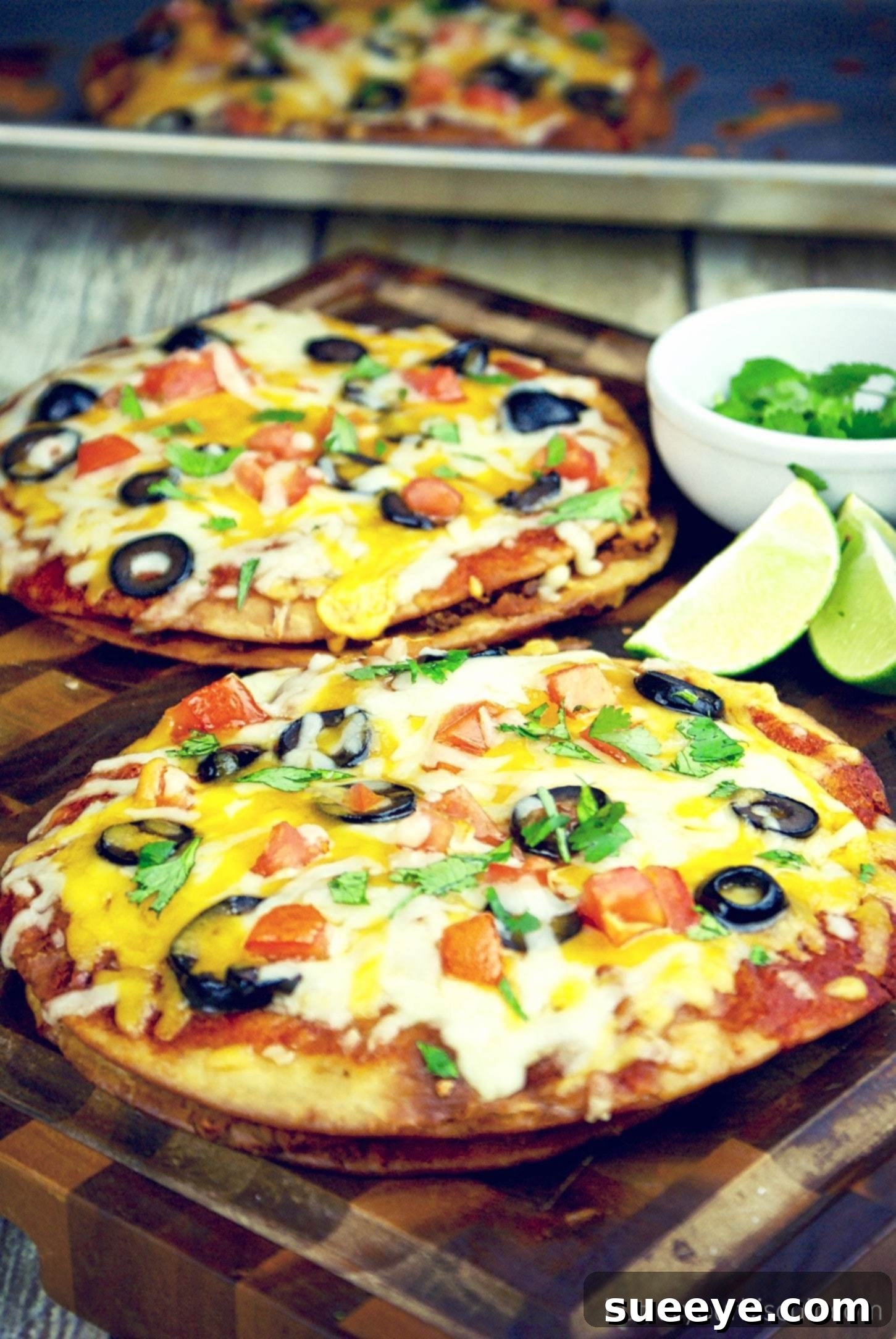 Easy Mexican Pizza