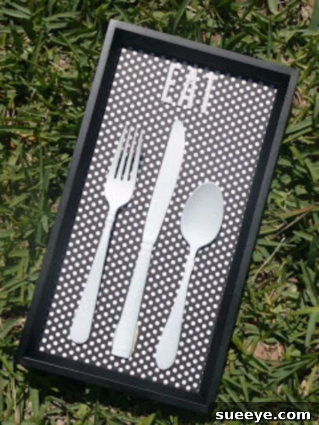 DIY Silverware Upgrades - Funky Kitchen Art - Creative Ways To Improve Boring Silver Ware and Palce Settings - Paint, Decorate and Update Your Flatware With These Creative Do IT Yourself Tutorials- Forks, Knives And Spoons all Get Dressed Up With These New Looks For Kitchen and Dining Room 