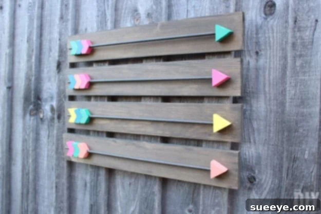 Rustic Chic DIY Wall Decor Projects 16 DIY Rustic Arrow Wall Art