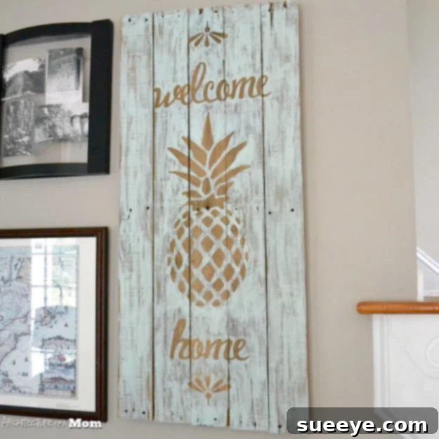 Rustic Chic DIY Wall Decor Projects 27 Pineapple Wooden Welcome Wall Art