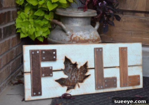 Wooden Fall Sign Wooden 'FALL' sign with a leaf shape replacing the 'A' vowel