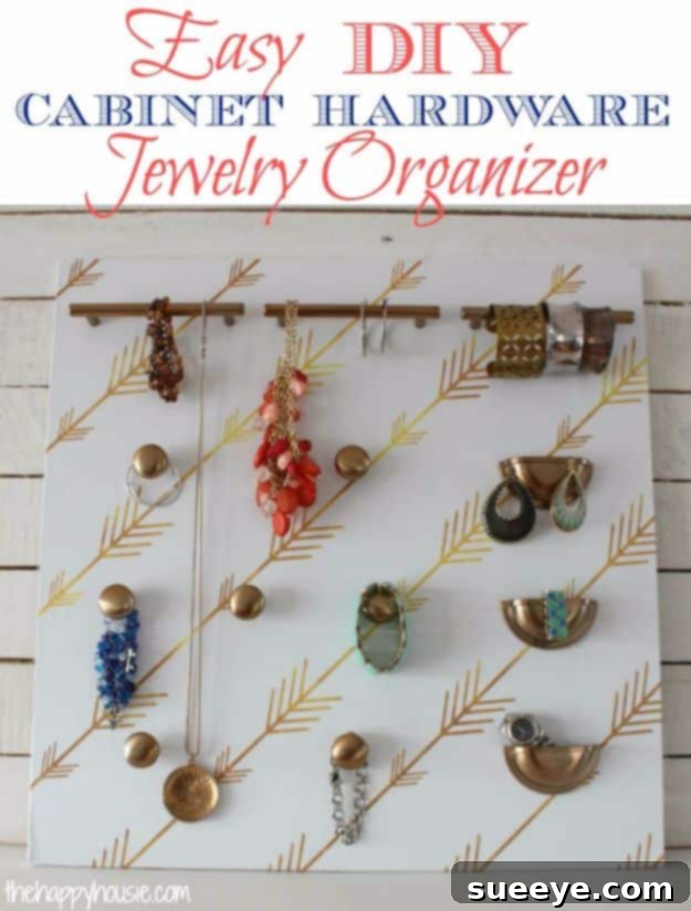 Easy DIY Cabinet Hardware Jewelry Storage DIY jewelry storage made from cabinet hardware