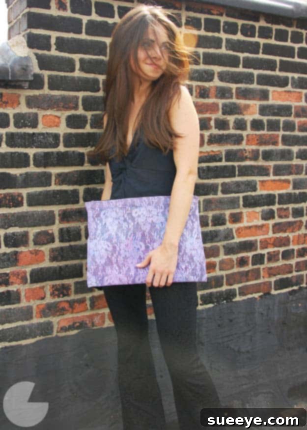 Crafting Elegance with Lace 5 DIY Neon Lace Clutch Bag